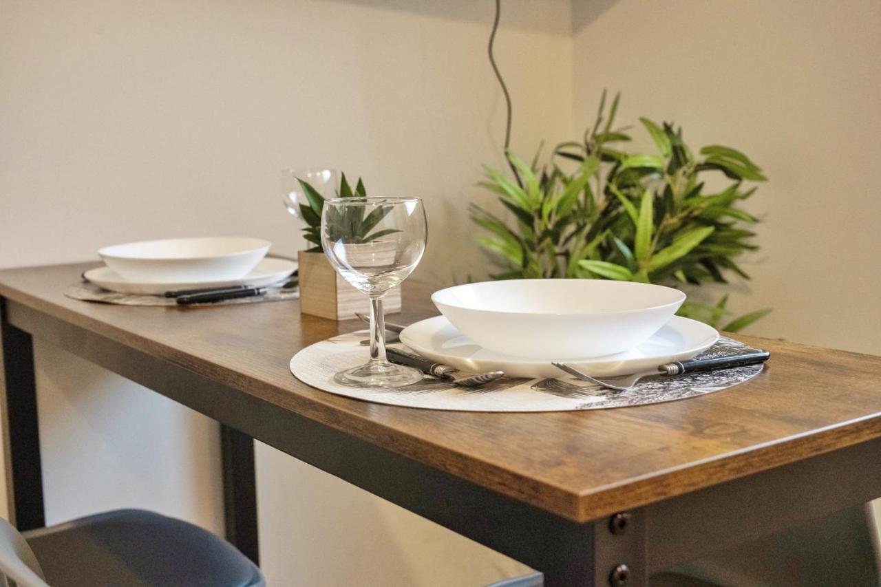 ❂ Les Logis De La Tremoille ❂ Cozy ❂ Netflix ❂ Apartment Thouars Luaran gambar