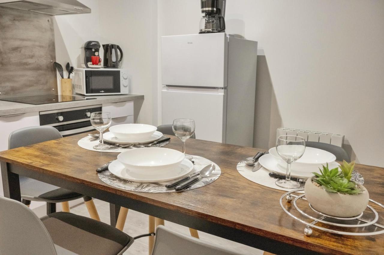 ❂ Les Logis De La Tremoille ❂ Cozy ❂ Netflix ❂ Apartment Thouars Luaran gambar