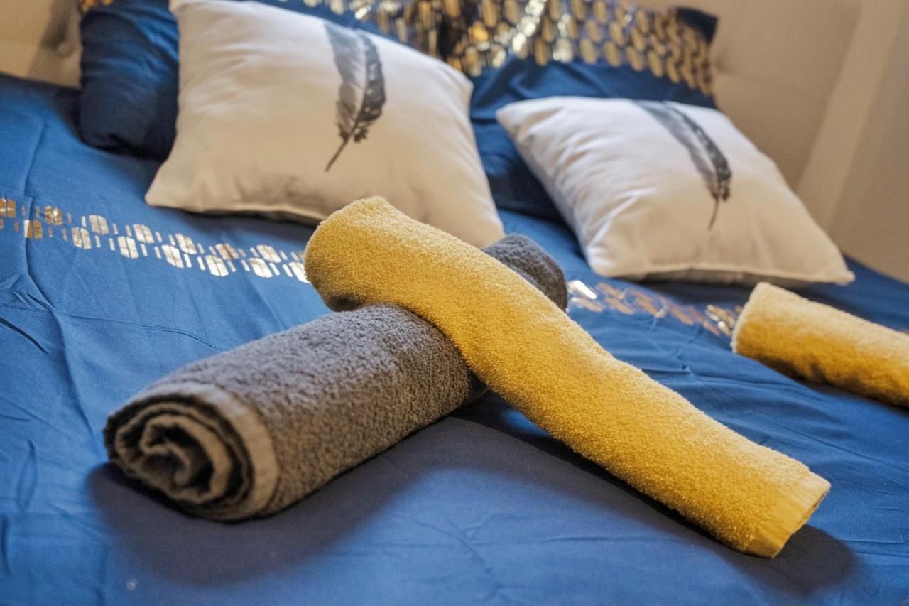 ❂ Les Logis De La Tremoille ❂ Cozy ❂ Netflix ❂ Apartment Thouars Luaran gambar