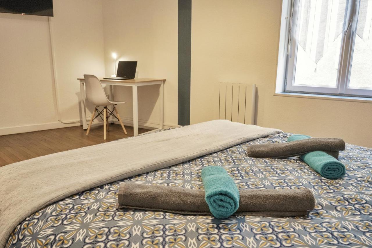 ❂ Les Logis De La Tremoille ❂ Cozy ❂ Netflix ❂ Apartment Thouars Luaran gambar