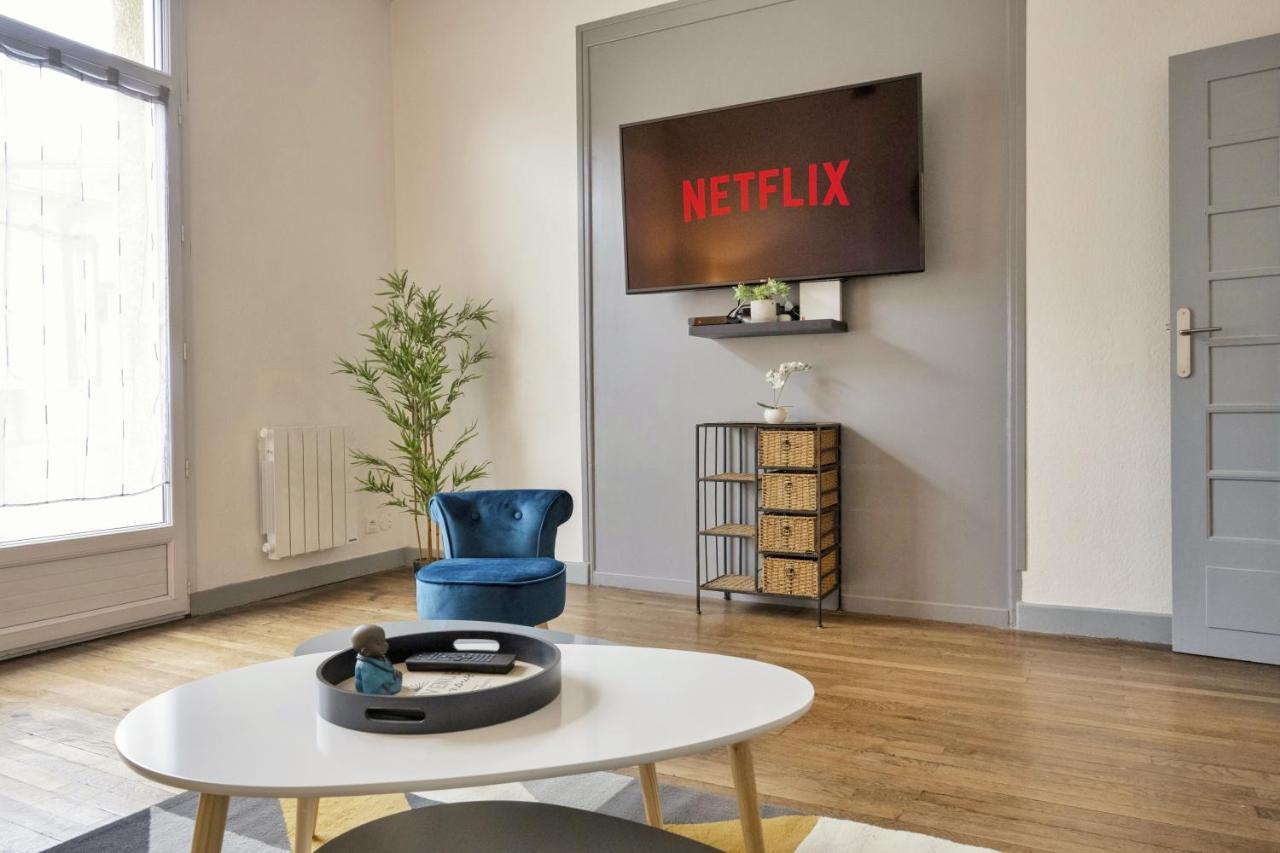 ❂ Les Logis De La Tremoille ❂ Cozy ❂ Netflix ❂ Apartment Thouars Luaran gambar